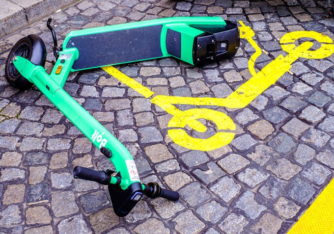 E-scooter usage and collisions on the rise